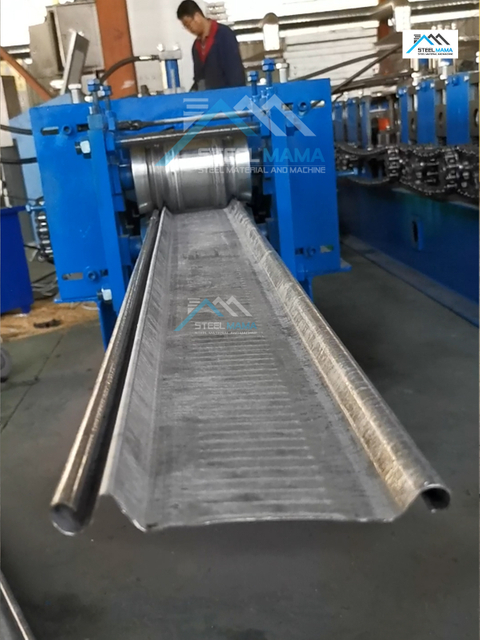 reverse coiling single-walled roller shutters forming machine