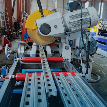 Solar rack machine