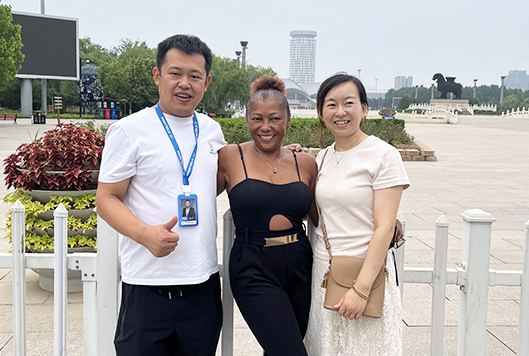 2024.6.19法属圭亚那客户验货Abby