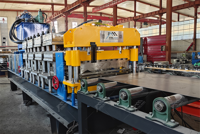 Highway Guardrail Roll Forming Machine.jpg